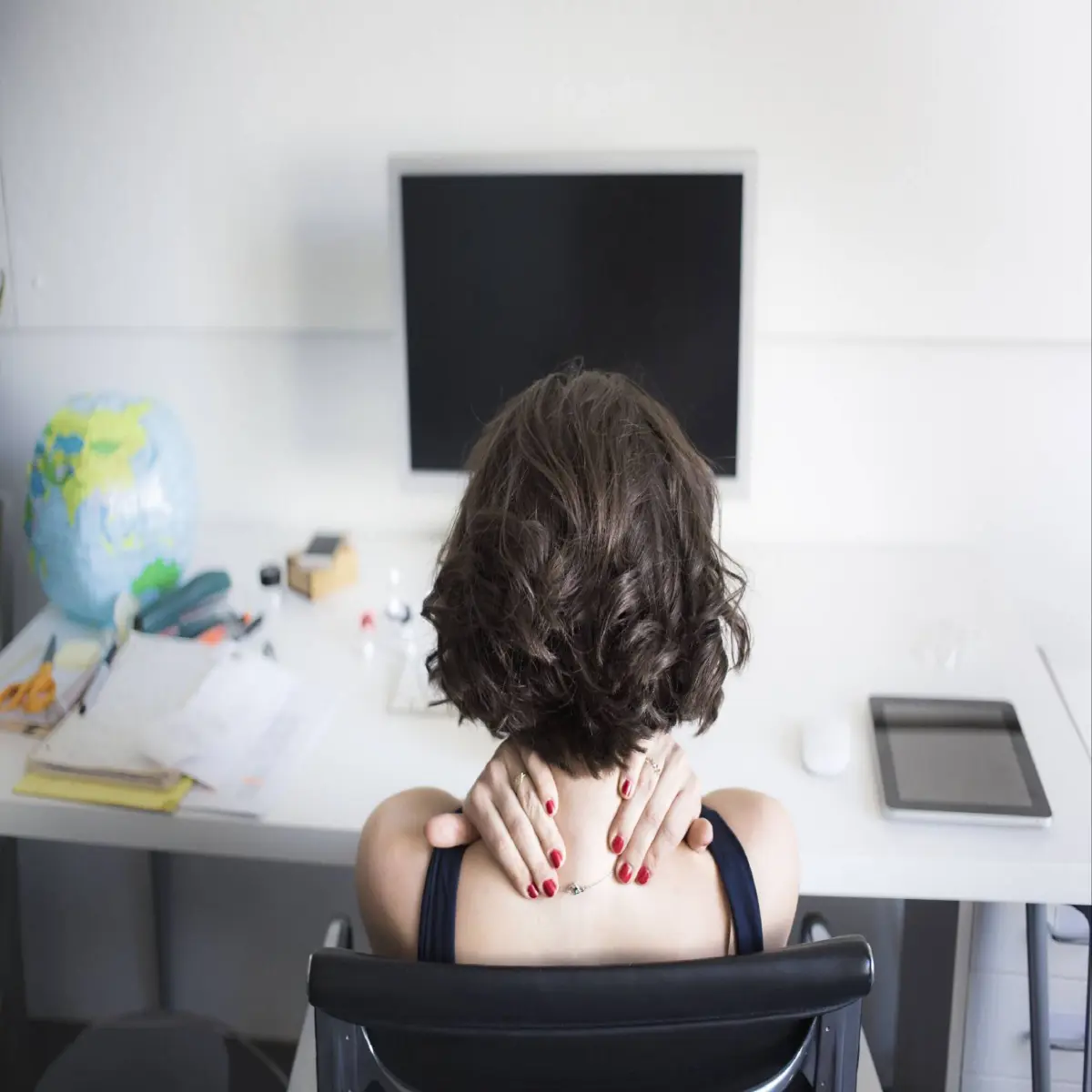 https://www.prevention.com/health/a22586222/body-aches-causes/
