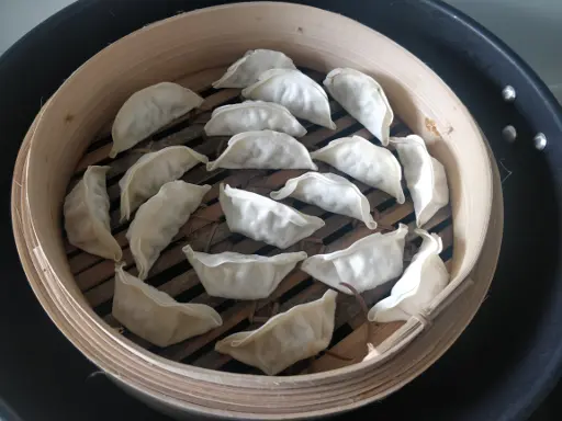 Gyoza Steaming