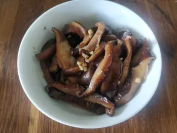 mushrooms marinated