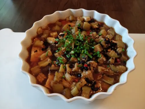eggplant steamed in plum sauce and black bean