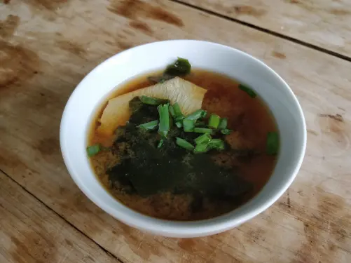 miso soup with wakame and yuba