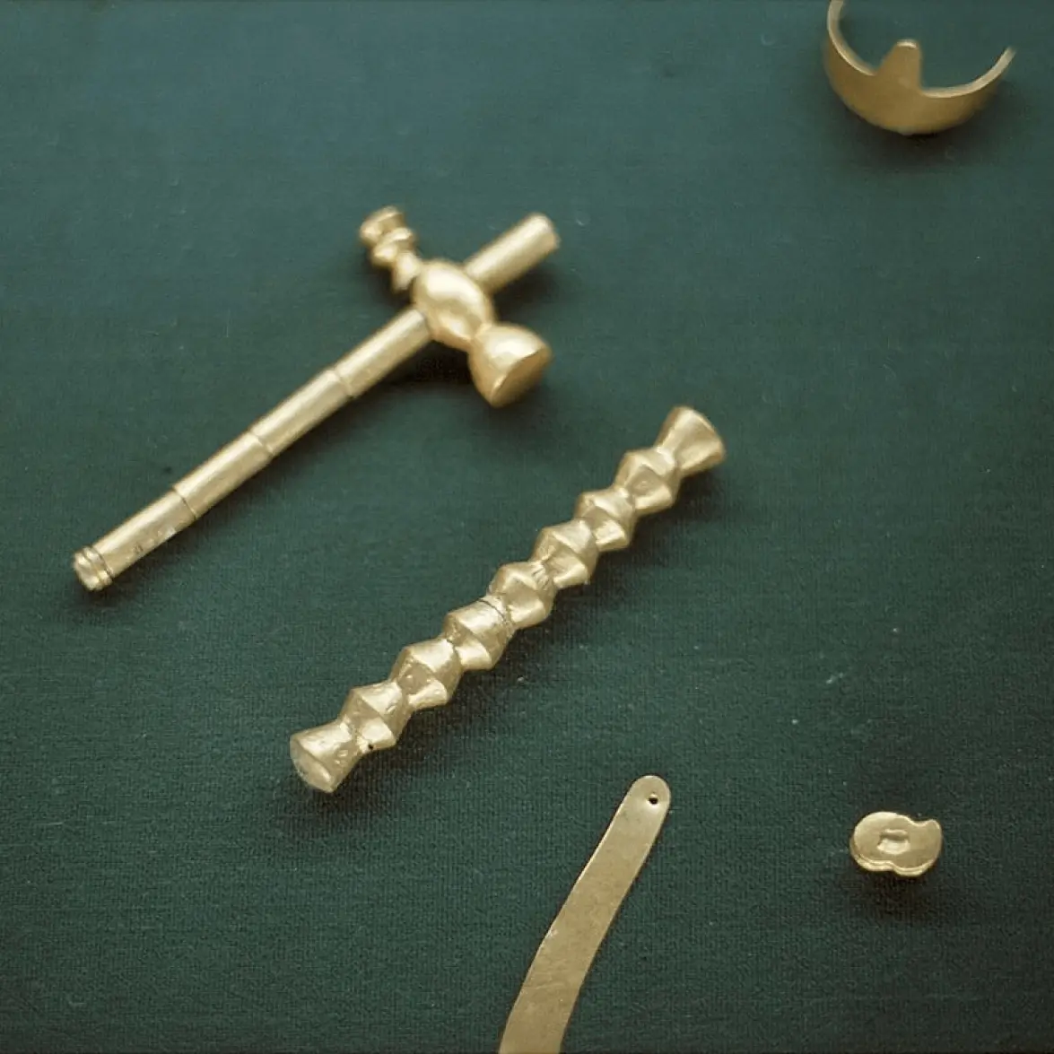 golden_scepter