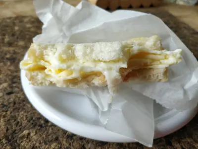 egg sandwich inside