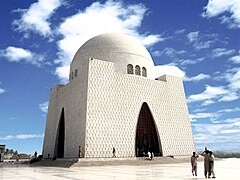 https://en.m.wikipedia.org/wiki/Mazar-e-Quaid