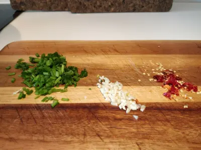 chili onion garlic