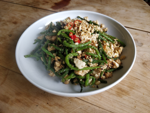 four season beans with tofu crumble