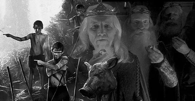 Half LOTR - Half LOTF - See today's review of the Lord of the Flies for the flipside of this image
