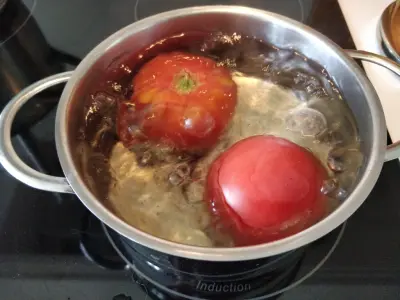 tomatoes scalding