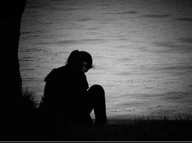 http://www.loverofsadness.net/show_picture.php?tag=dark