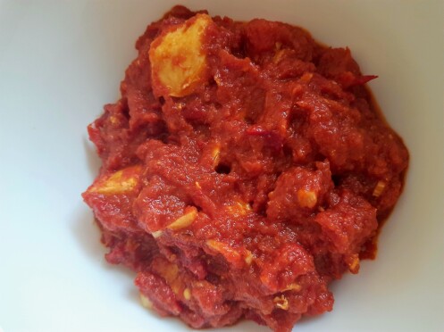pollo tomato