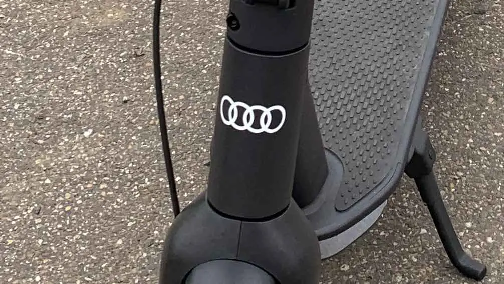 Steering column on the Audi Electric Kick Scooter