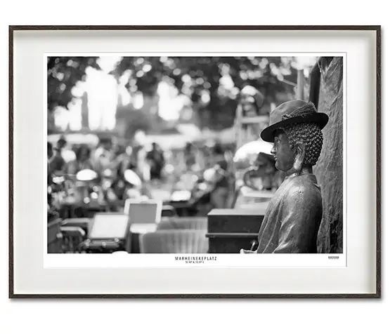 Berlin weekend market