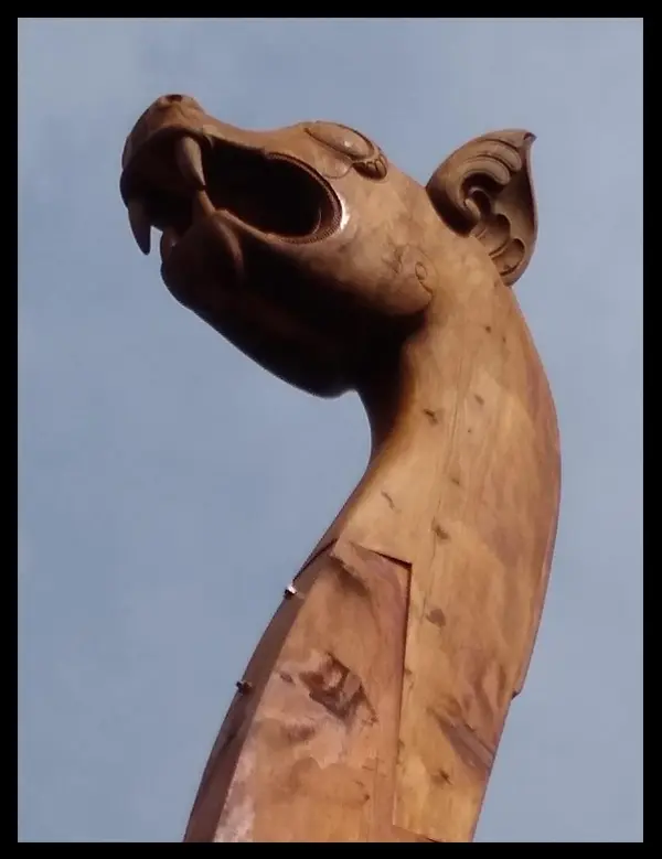 Norse Dragon head on the prow of a ship from Norsca