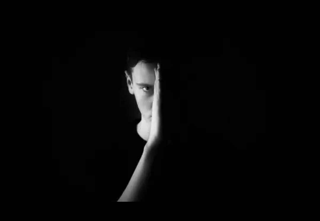 9b28fcf1a9f2f868fb1e4ae05f32d16b887635bbe2e59d440b531ef5eac32f52.jpg
