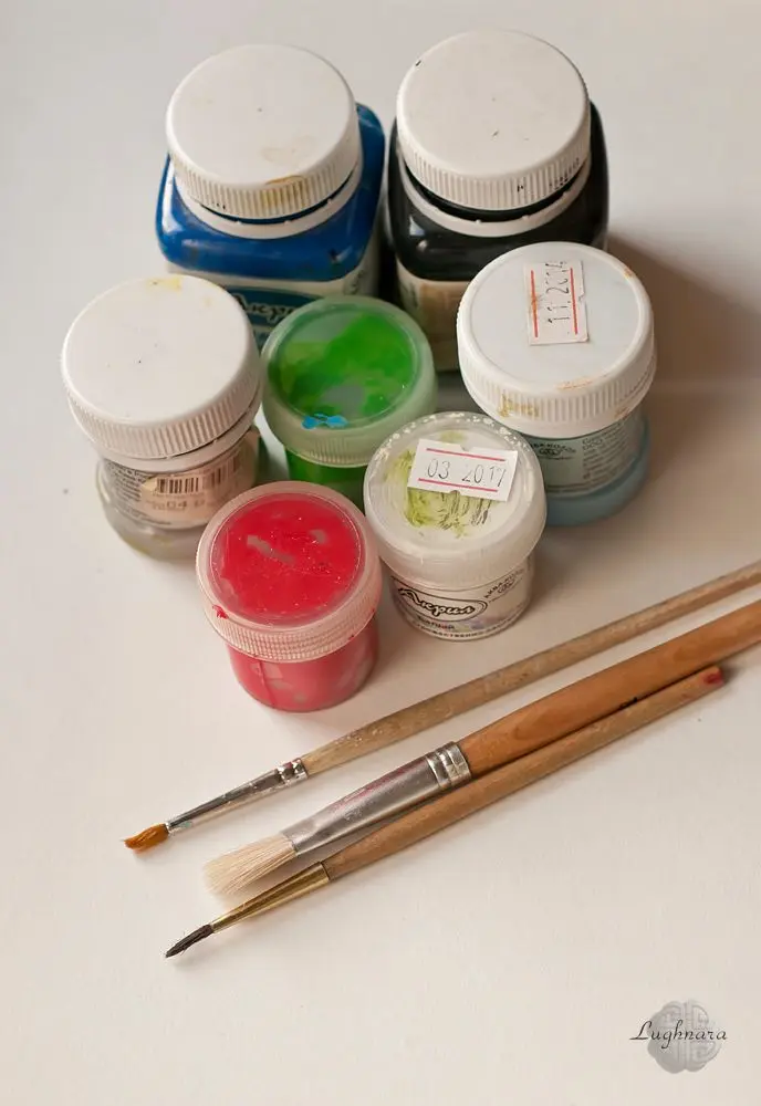 Art materials