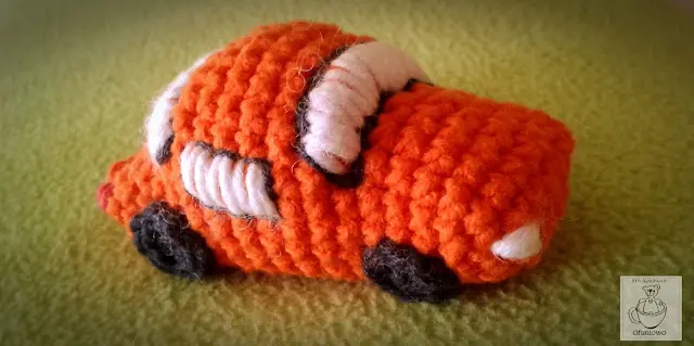 Crochet car