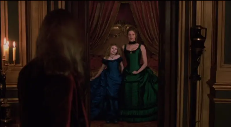 Abomination! - Louis, Claudia and Madeleine, as if posing for a painting