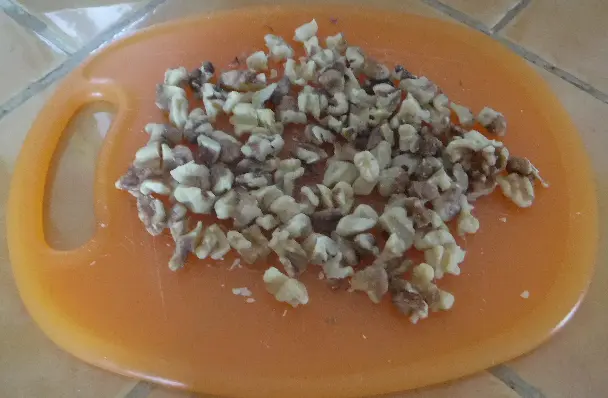 chopped walnuts
