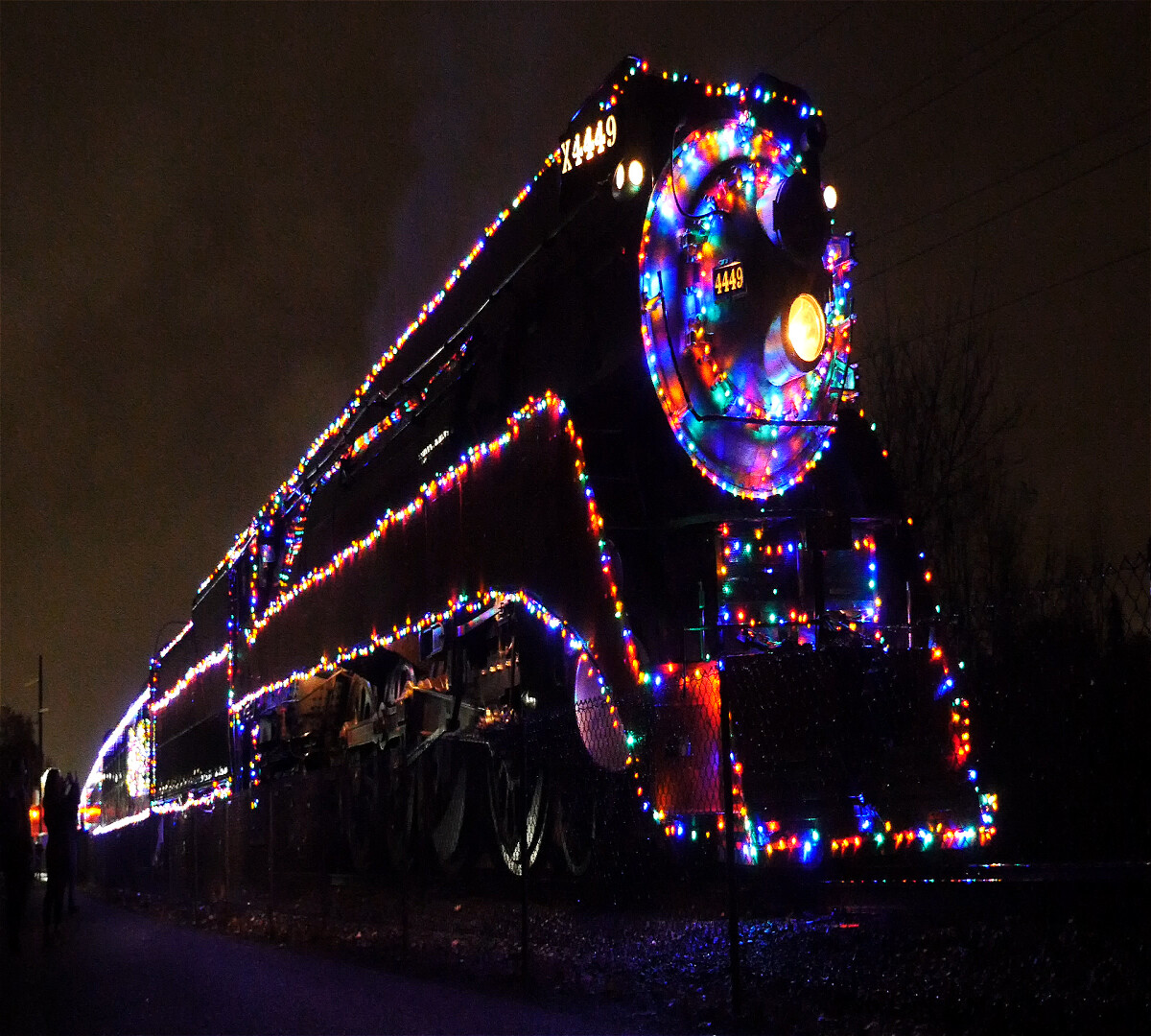 SP 4449 Steam Engine With Christmas Lights!