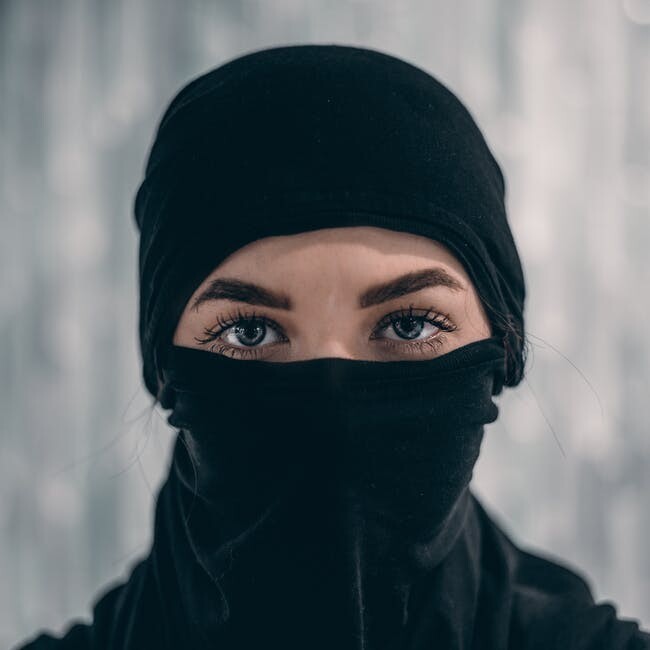 9e5b2a7fbd5bd1136024b8dbfc6266523e78cc077e64da969db779c5399c555c.jpg