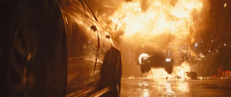 The Batman (2022) car chase