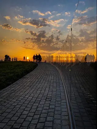 photos TopContent