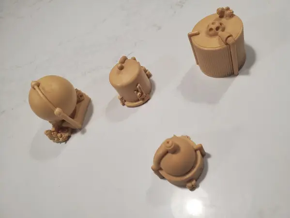 Resin modules used for battlefield scenery