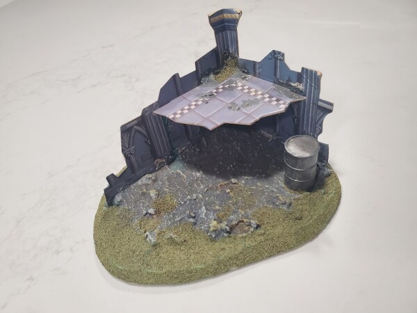 Building wreckage as a fortification (miniature scenery modelling) - WH40k