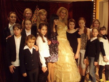CHILDREN'S FASHION AND DANCE THEATER Lux'Or