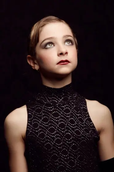 CHILDREN'S FASHION AND DANCE THEATER Lux'Or