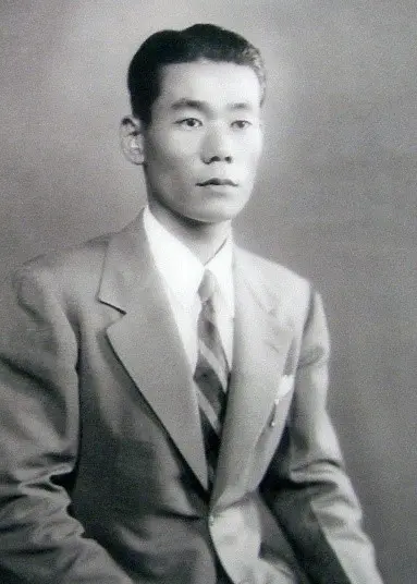 270471a973bb578a137a68f697dbbe977dda2220ad54371fb493e8d3a32a97fd.jpg