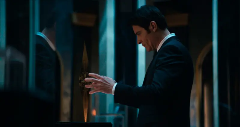 Goran Visnjic as Voight in Hellraiser movie