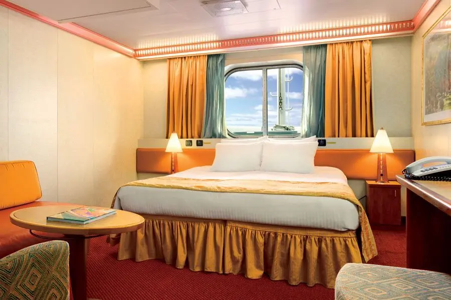 Cruise ship