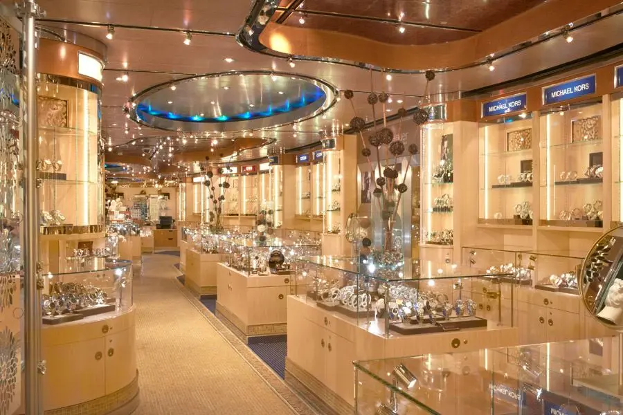 Cruise ship