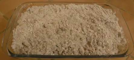 Apple Cinnamon Crumble in Pan