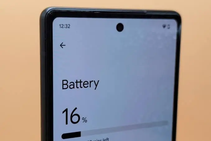 Phone battery of Google pixel 6a