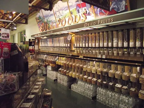 Healthy Hippie bulk department with candy and digny corner