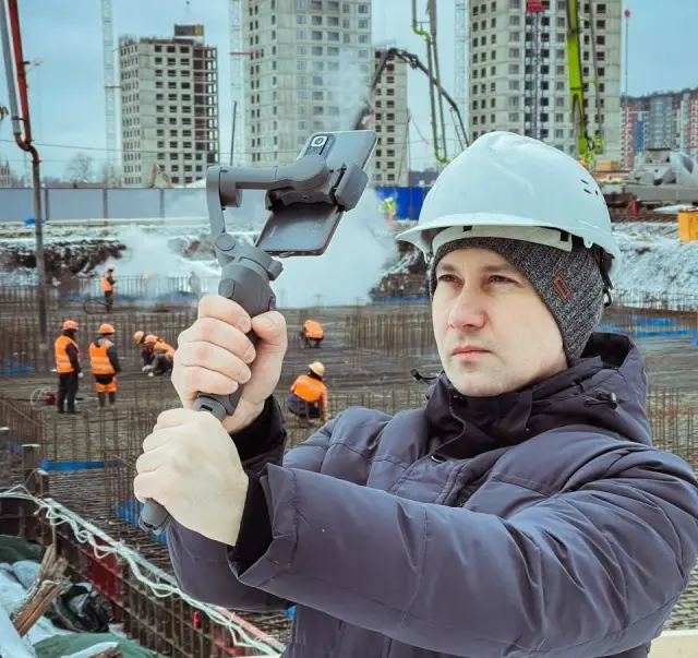 Reelsman Mikhail Smirnov at the next facility